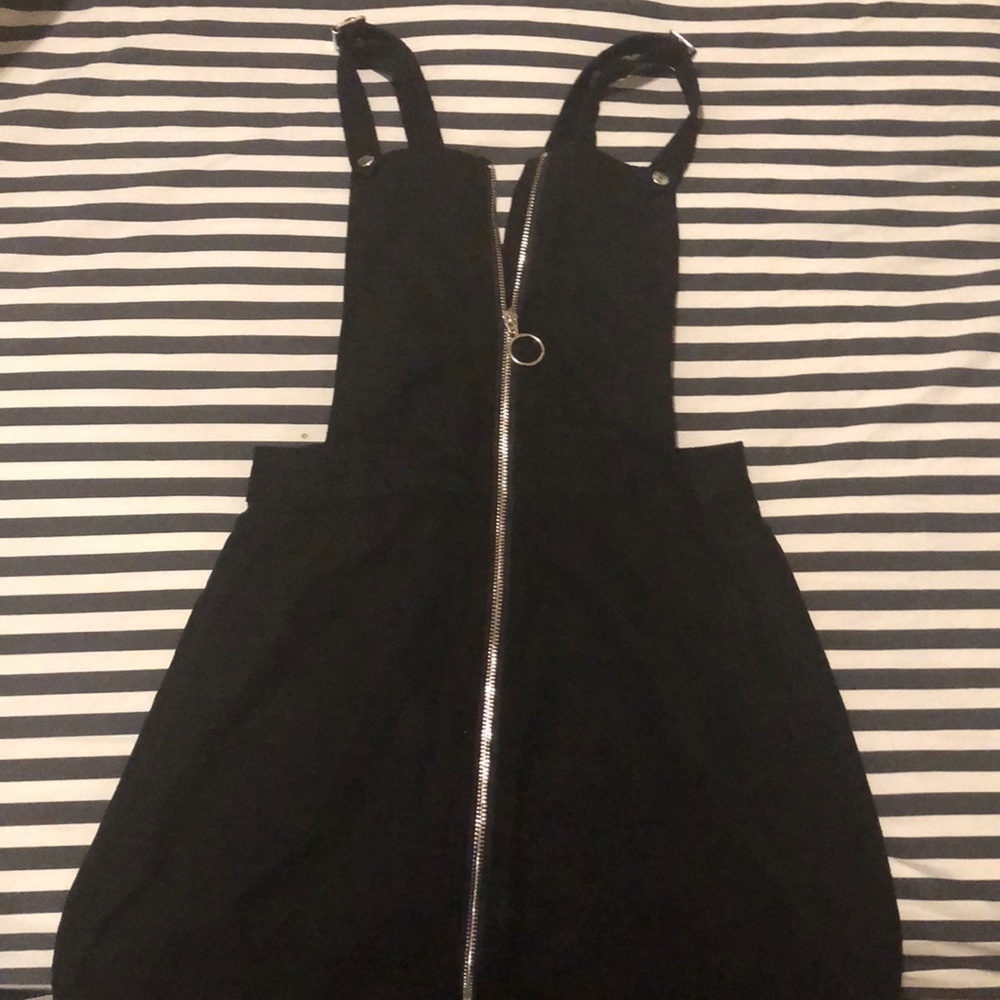 Overall dress